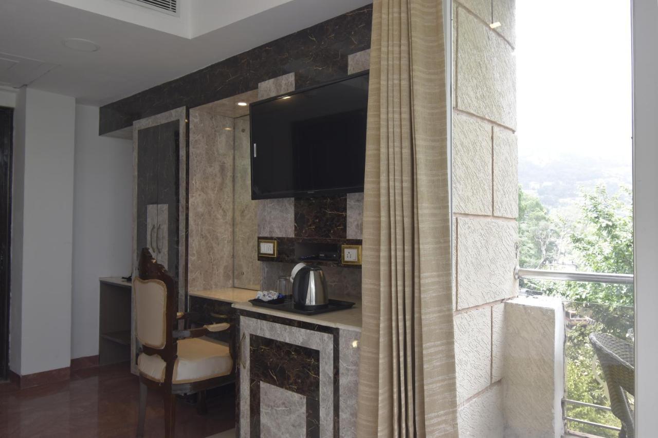 The Royal Castle Hot And Cold Centralized Hotel Dharamshala Exterior photo