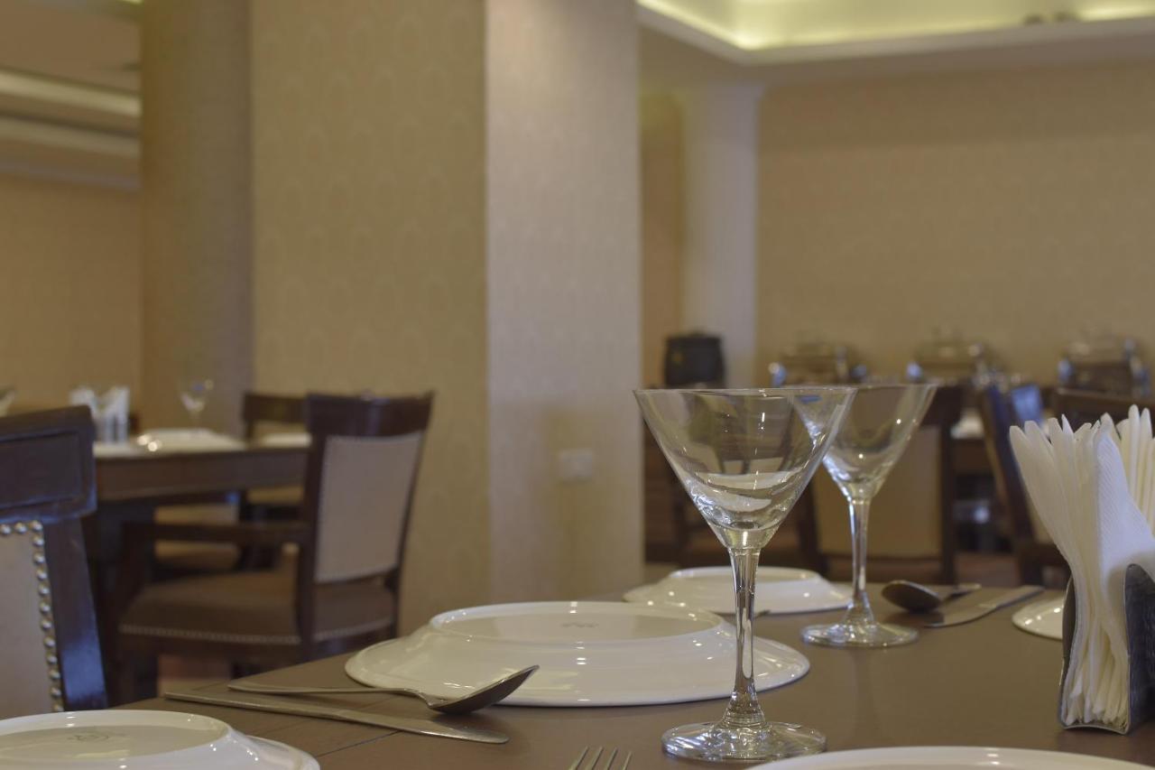 The Royal Castle Hot And Cold Centralized Hotel Dharamshala Exterior photo